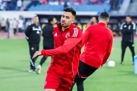 رباعي الأهلي يترقب.. من يعوض غياب تريزيجيه أمام إنبي؟ 